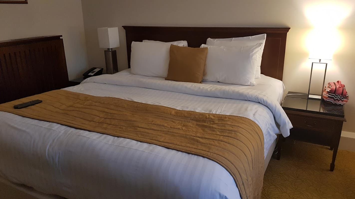 Hollins Hall Leisure Club - Gyms in baildon