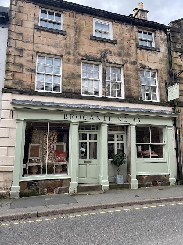 Brocante at no 45 - Antique Shops in barbon