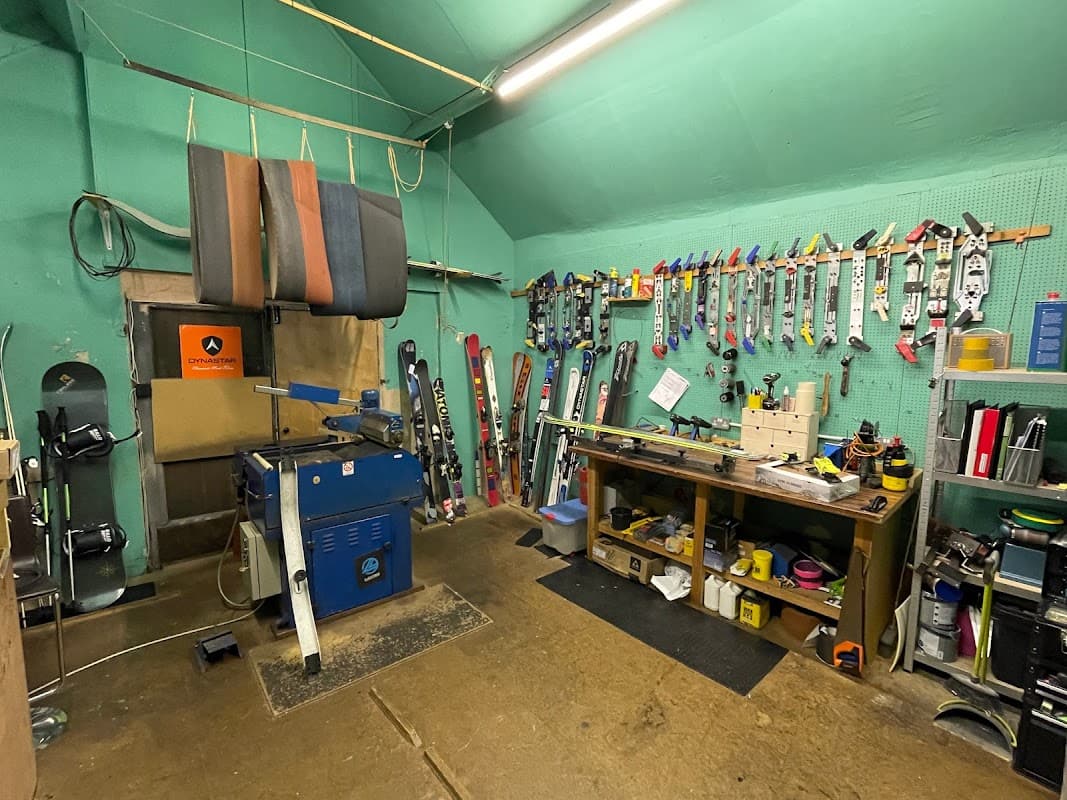 Bennetts Winter Sports - Sports Shops in barnsley