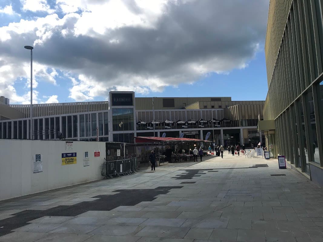 Bus Stop at Barnsley Town Centre, Chilton Street - Bus Stops in barnsley