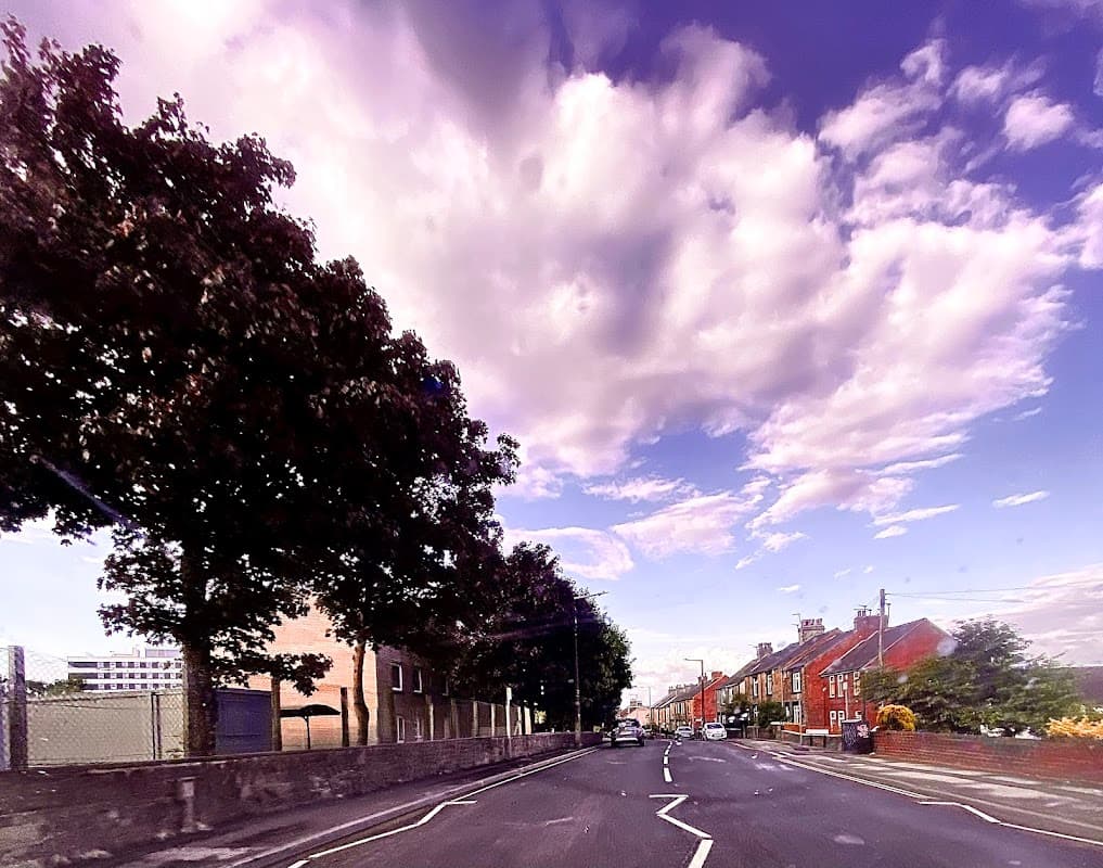 Pogmoor Post Office - Post Offices in barnsley