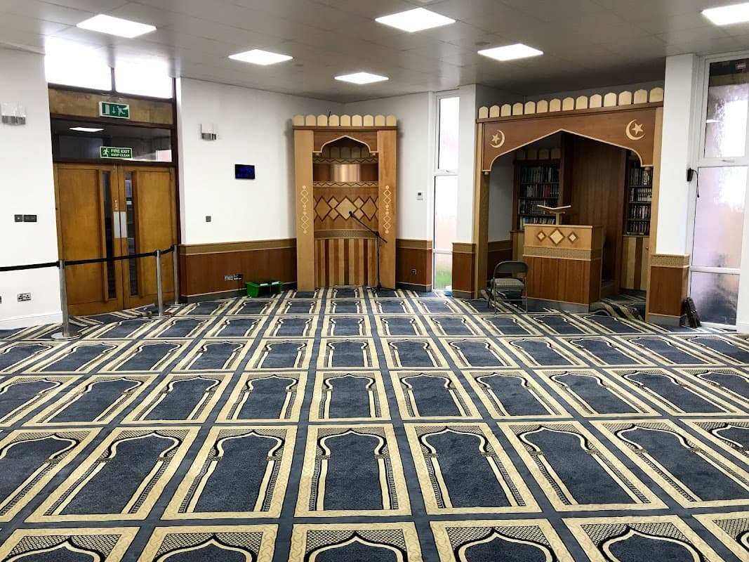 Hilal - Bosnian Cultural Society / Islamic Centre & Masjid - Mosques in batley