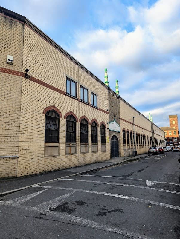 Jame Masjid مسجد - Mosques in batley