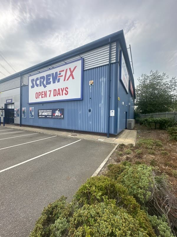 Screwfix Birstall - Ironmongers in batley