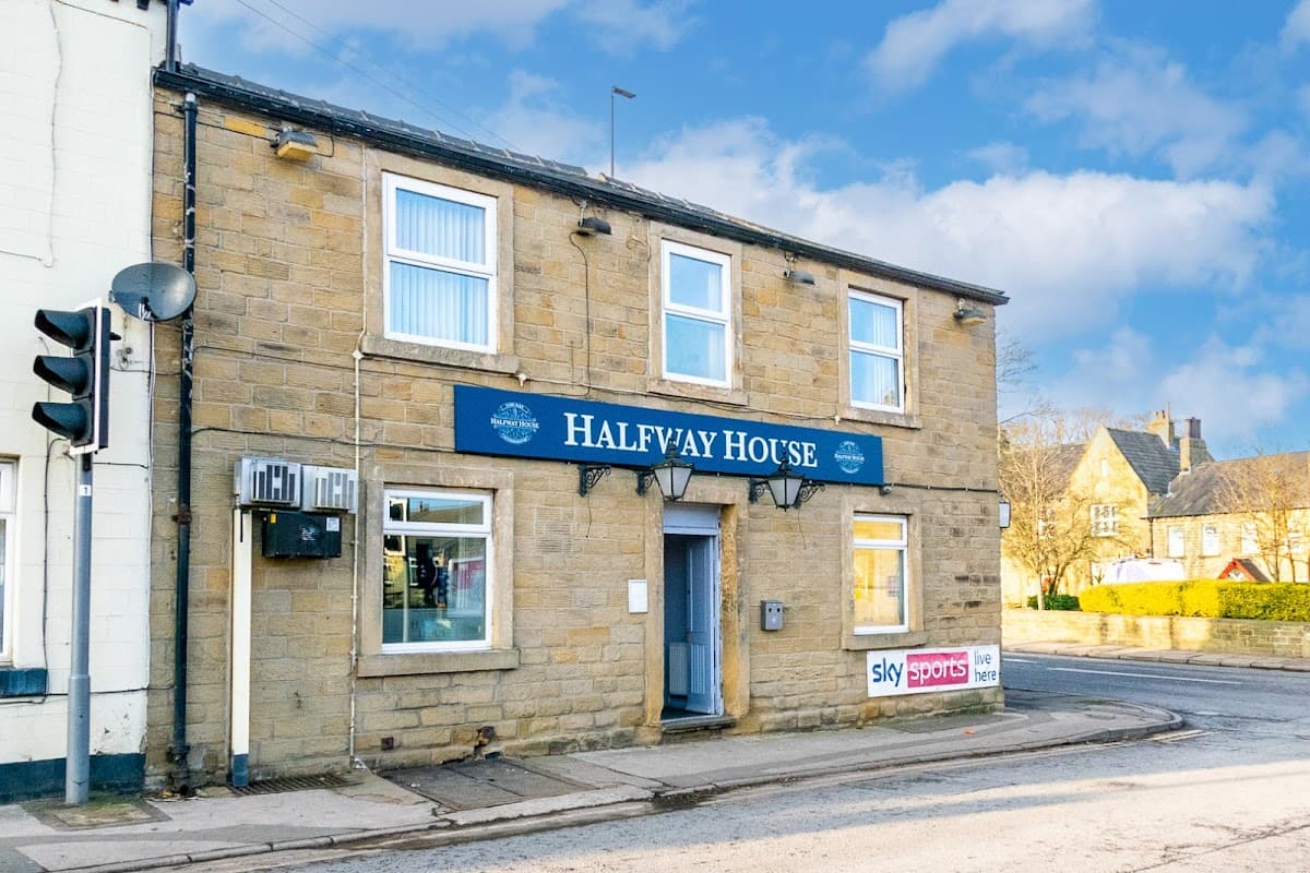 Accommodation at The Halfway House Inn Morley in batley