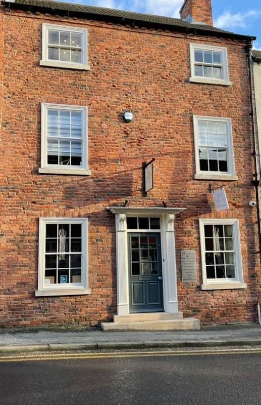 Alice Maria Clinic - Beauty Salons in bawtry