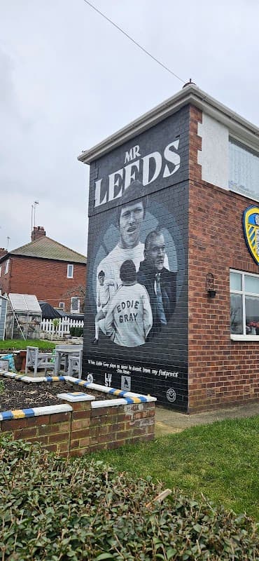 Bus Stop at Heath Mount - Bus Stops in beeston