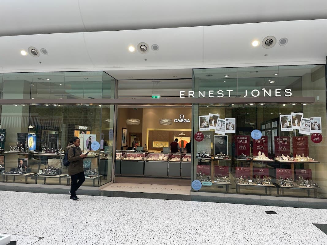 Ernest Jones - Jewellers in beeston
