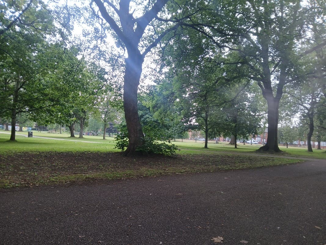 Holbeck Park - Park in beeston