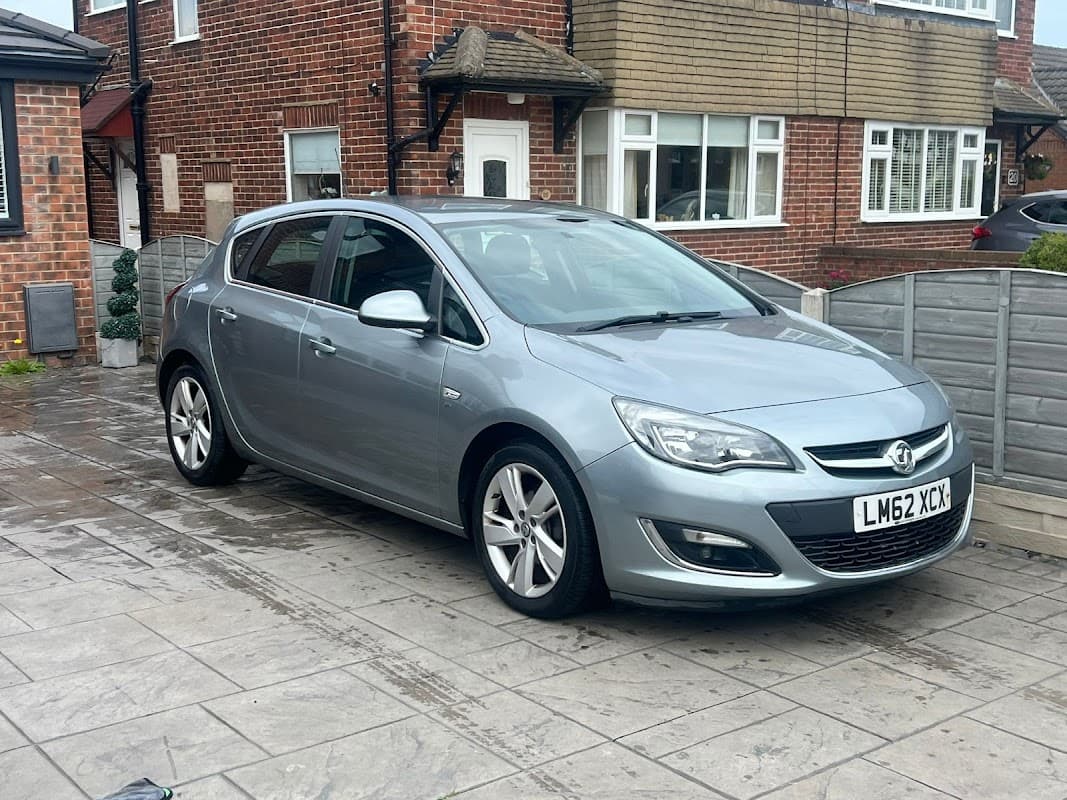 KC CAR SALES LEEDS - Car Dealers in beeston