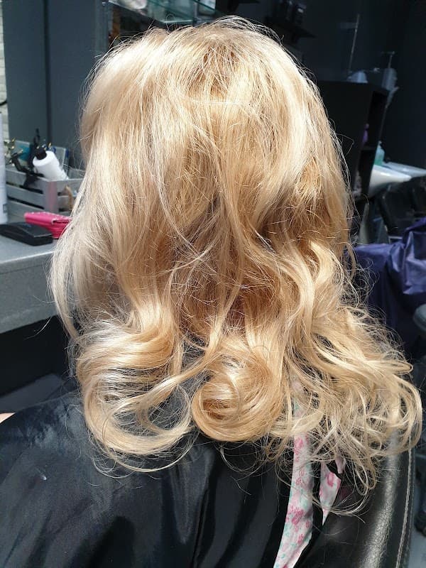 GT Hair Studio - Hair Salons in beverley