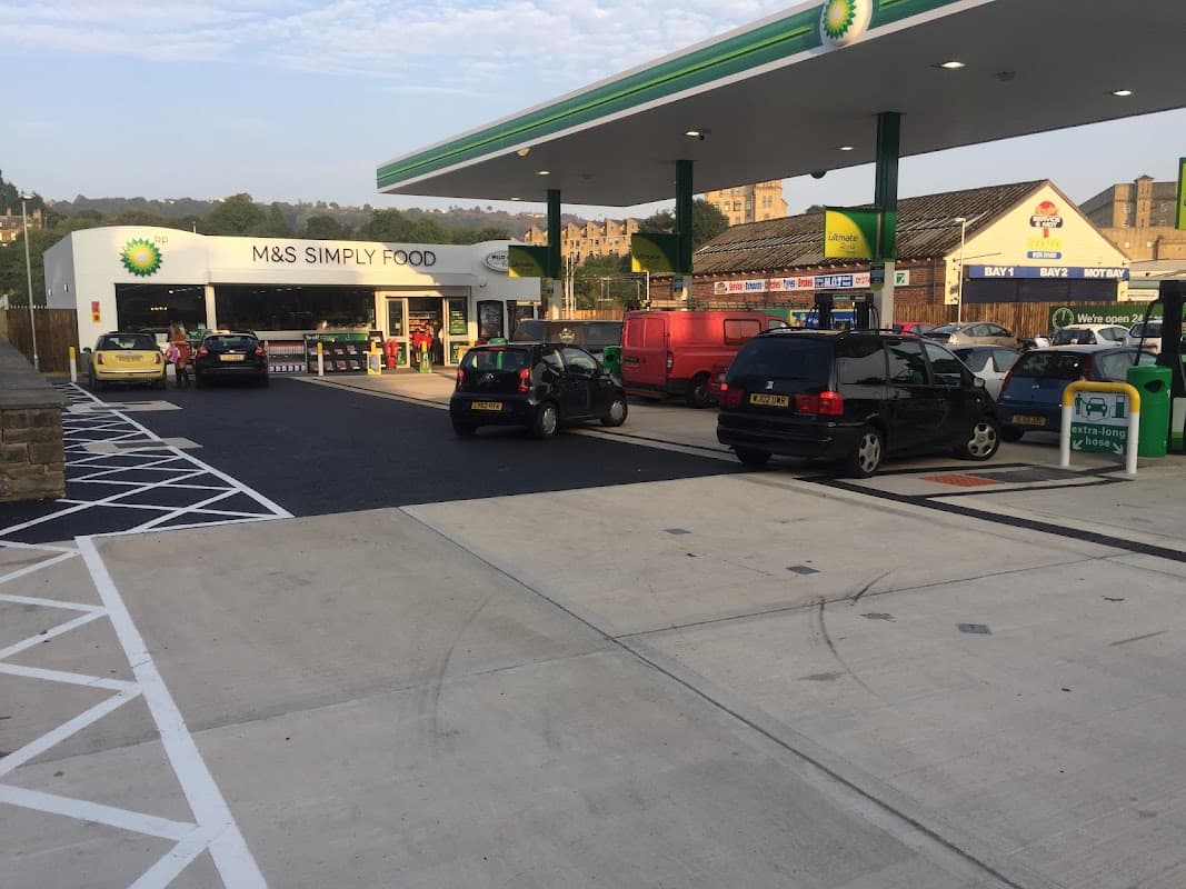 bp - Petrol Stations in bingley