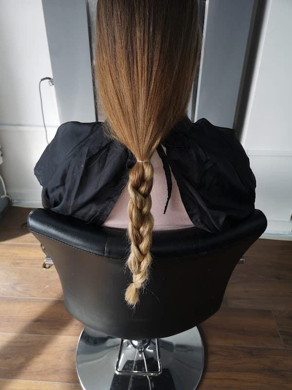 The Gum Unisex Salon - Hair Salons in bingley