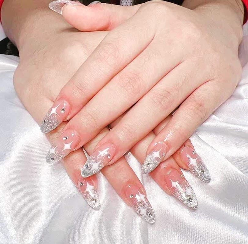 D&D Fox Valley Nail - Nail Salons in bolsterstone ewden village