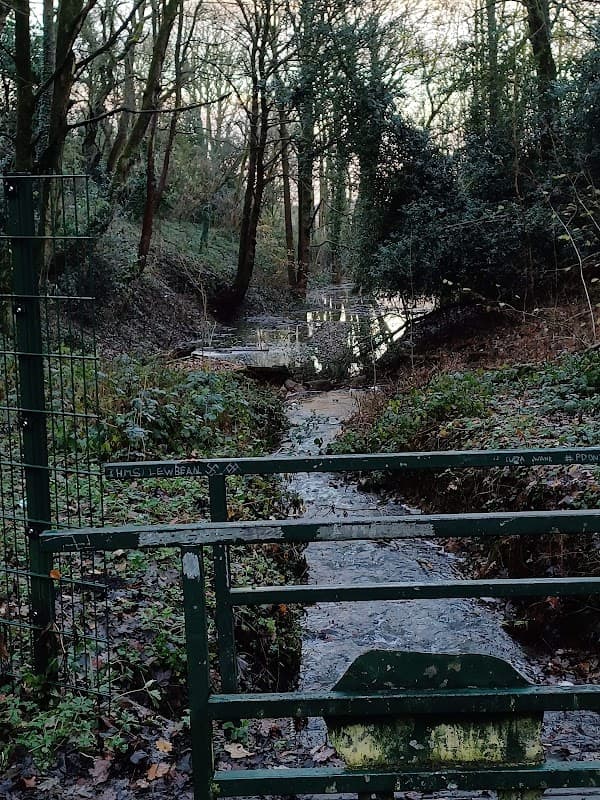 Fox Glen Recreation Ground - Park in bolsterstone ewden village