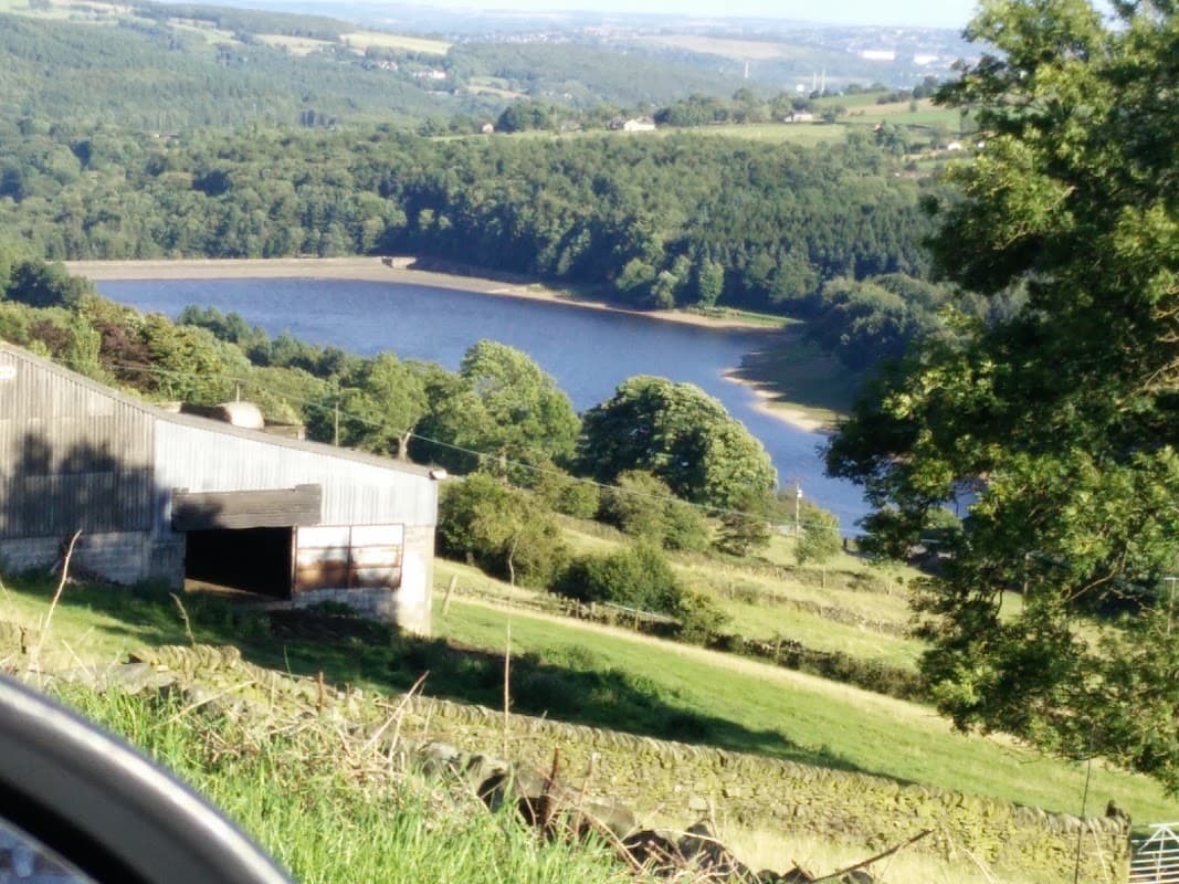 Accommodation at Nook Farm Holiday Cottage in bolsterstone ewden village