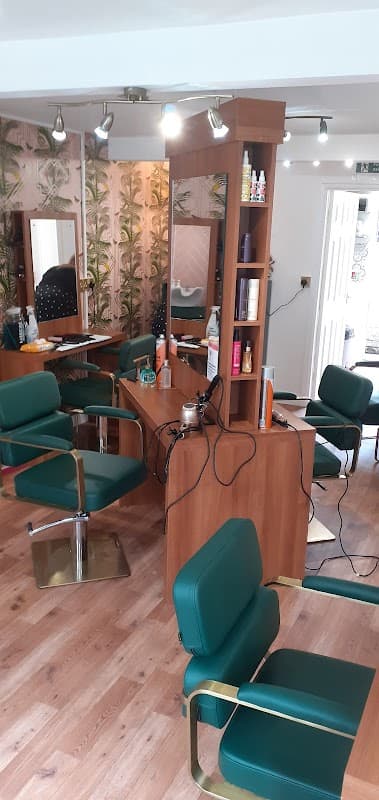 Cabello Hairdressing - Hair Salons in boroughbridge
