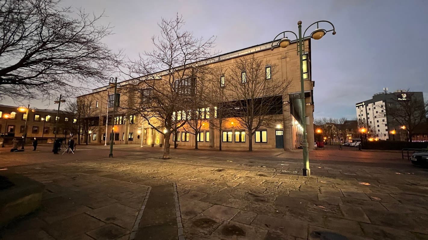 Bradford Combined Court Centre - Public Buildings in bradford