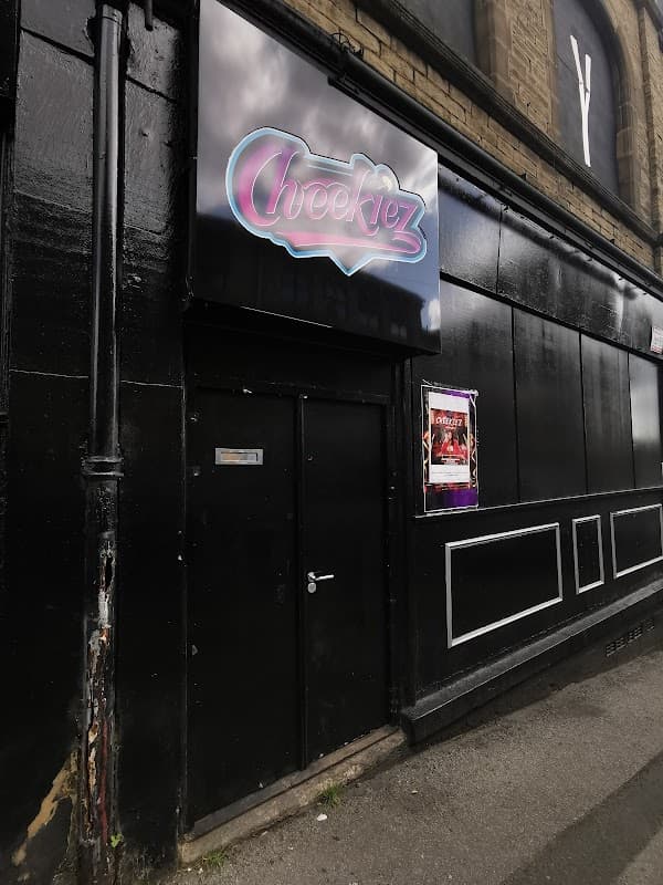 Cheekiez night club - Nightclub in bradford