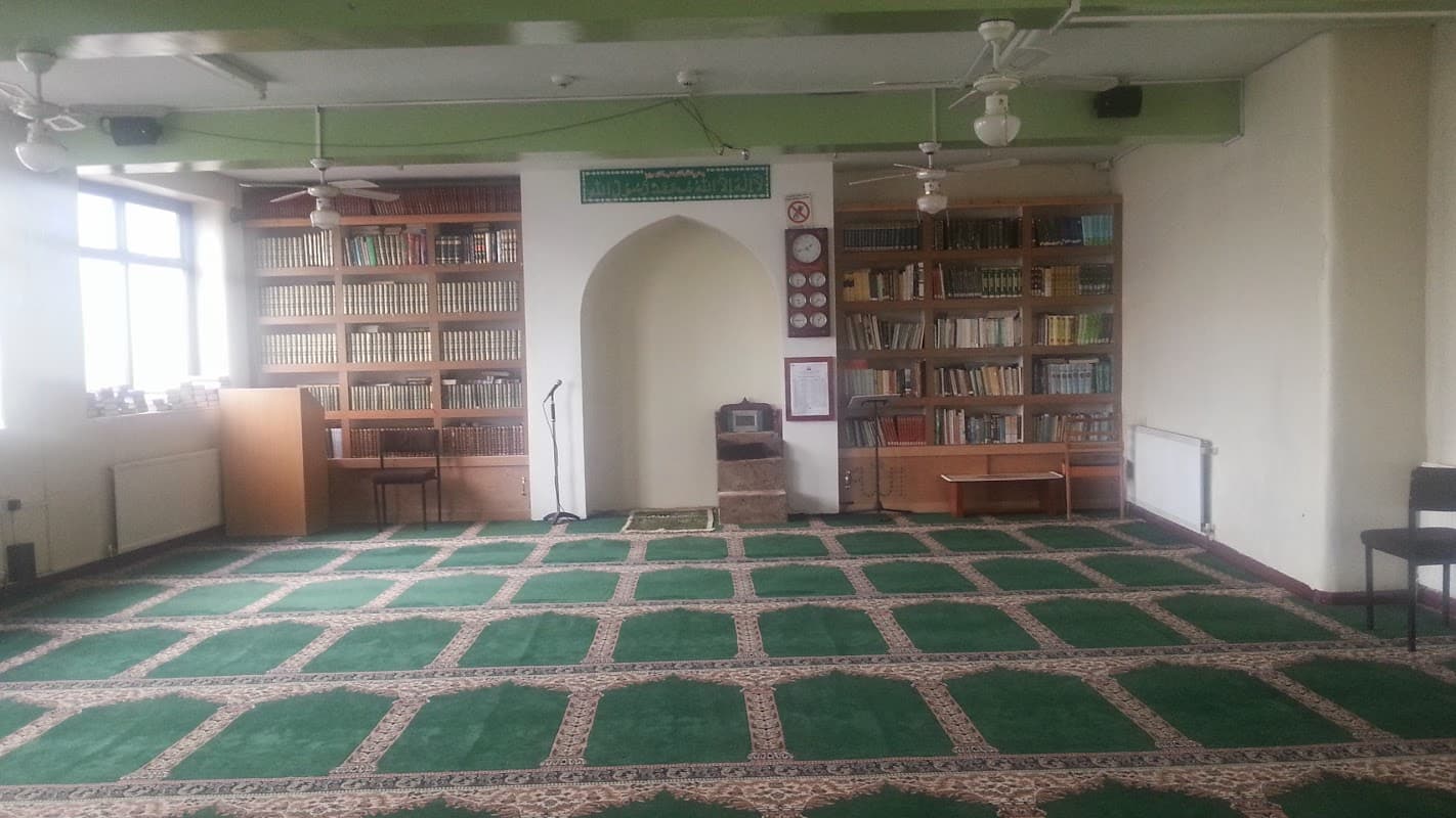 Madinatul Uloom & Islamic Center Jamea Mosque - Mosques in bradford