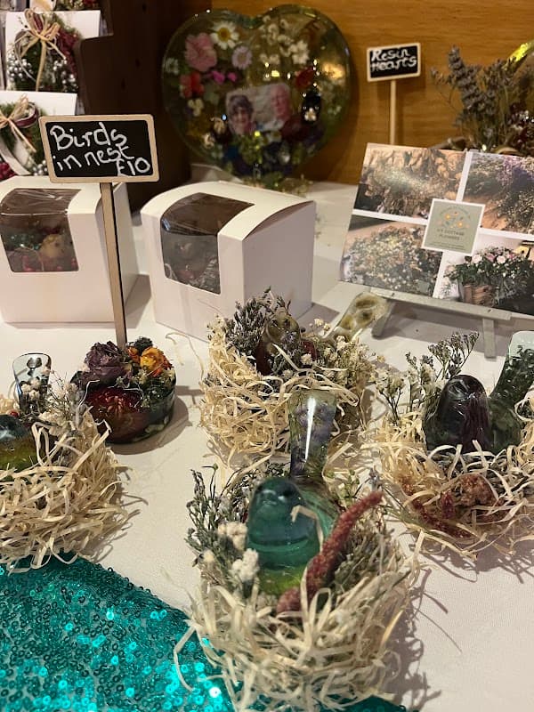 Ivy Cottage Flowers - Florists in bradley