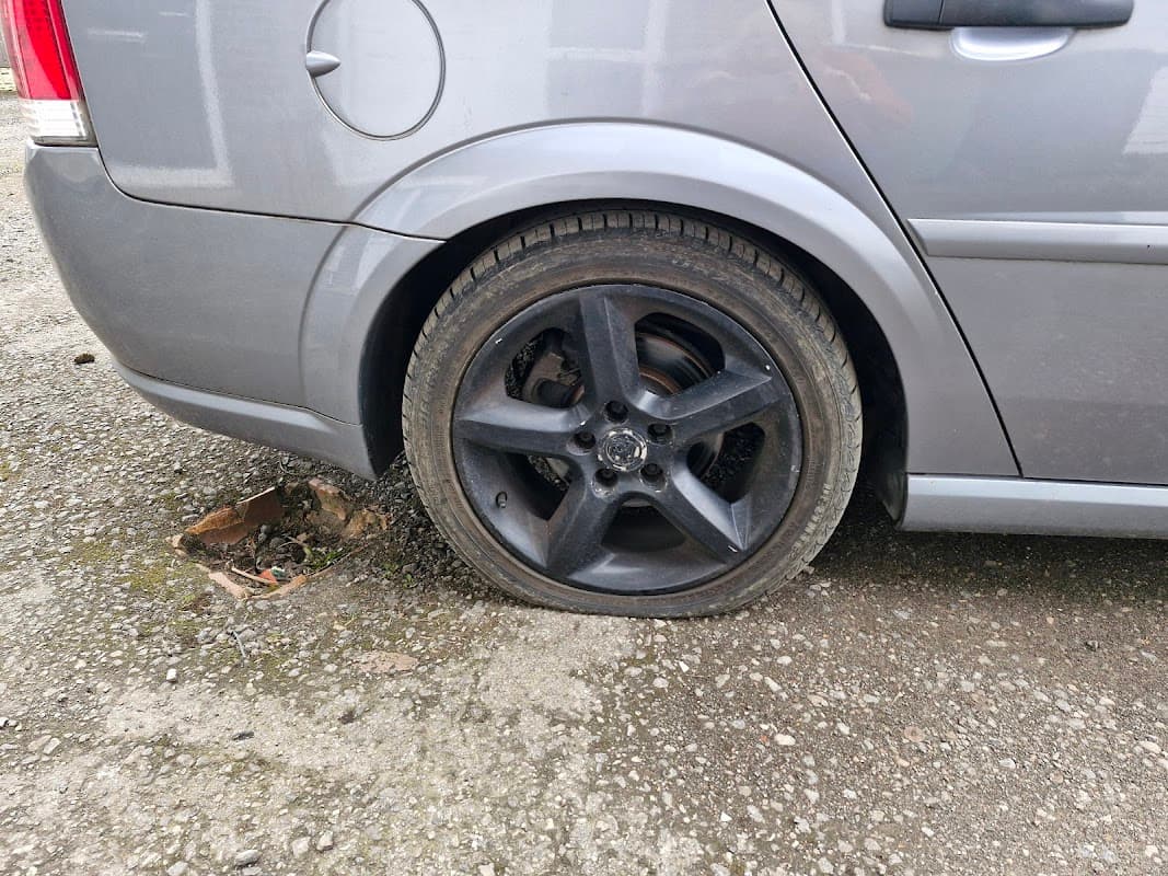 Local Garages mot dpf egr Servicing - Garages in bramley