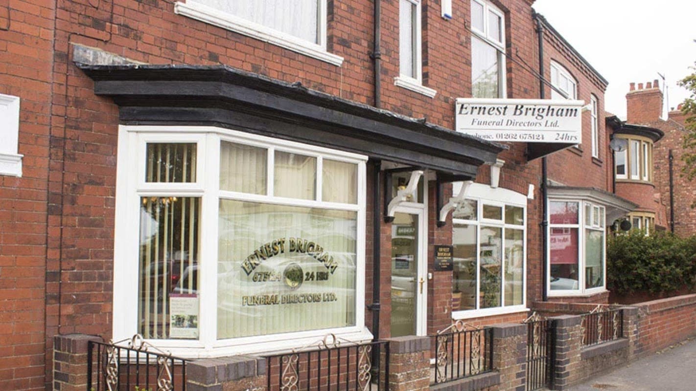Ernest Brigham and F. Kneeshaw & Sons Funeral Directors - Funeral Directors in bridlington