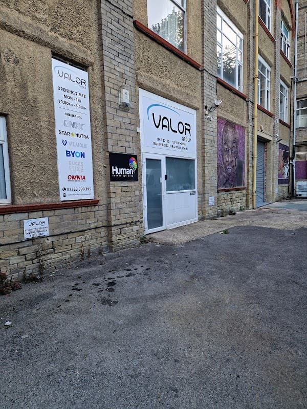 BLACKSHAW HOLDINGS LTD - Estate Agents in brighouse