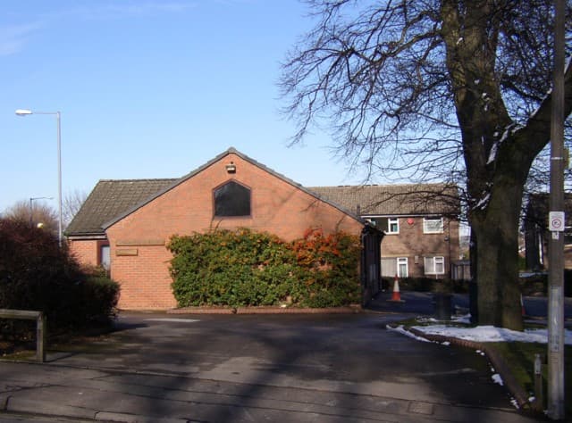 Longroyde Surgery - Doctors in brighouse