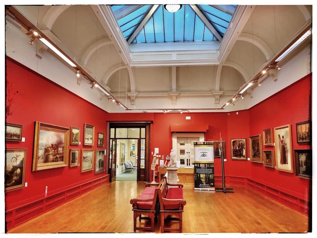 SMITH ART GALLERY • BRIGHOUSE - Gallery in brighouse