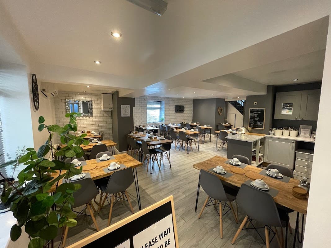 The Golden Hind Restaurant & Takeaway - Takeaway in brighouse