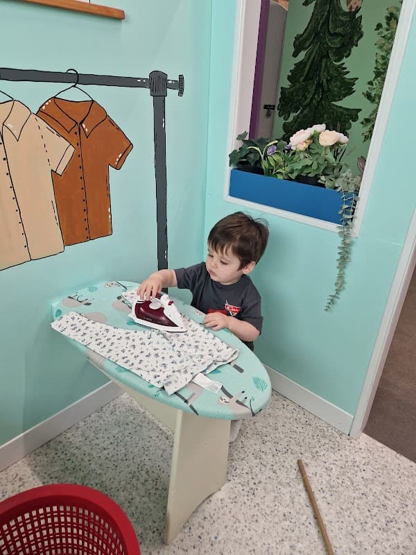 SV lashes and crystals - Beauty Salons in brough