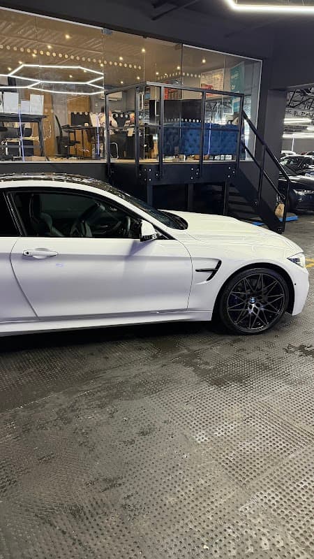 The Carbon Collection - Car Dealers in carbrook