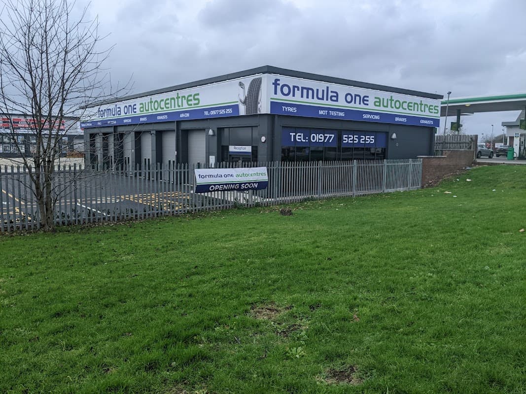 Formula One Autocentres - Castleford - Garages in castleford