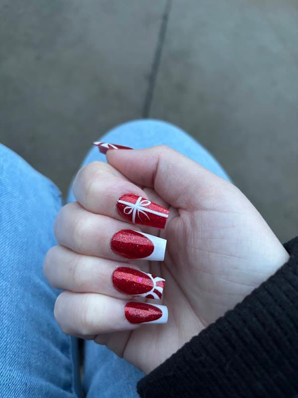 Glamour Nails - Nail Salons in castleford