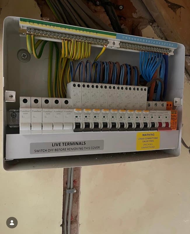 KL Electrical (Yorkshire) LTD - Electricians in castleford