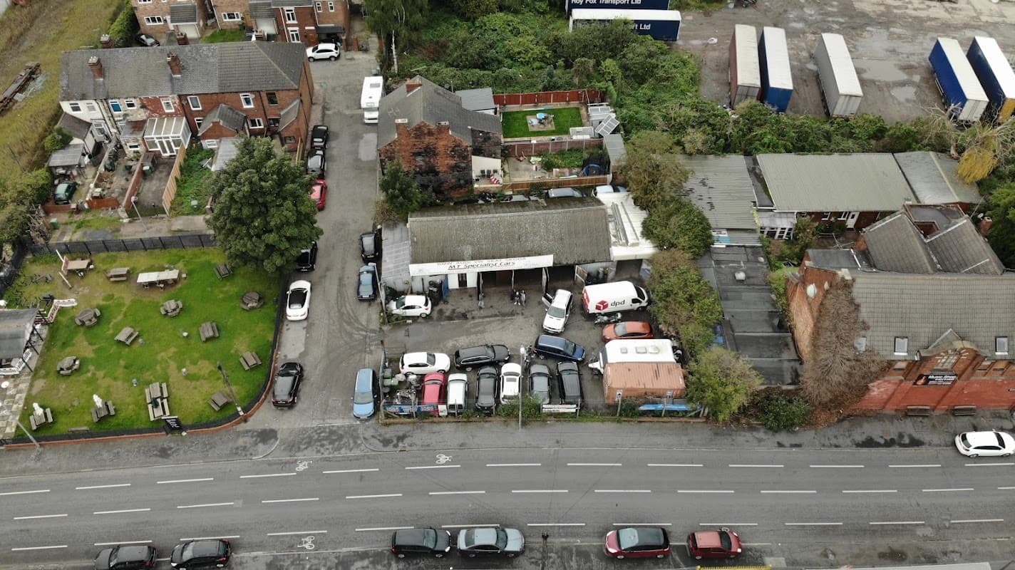 MT Specialist Cars - Garages in castleford