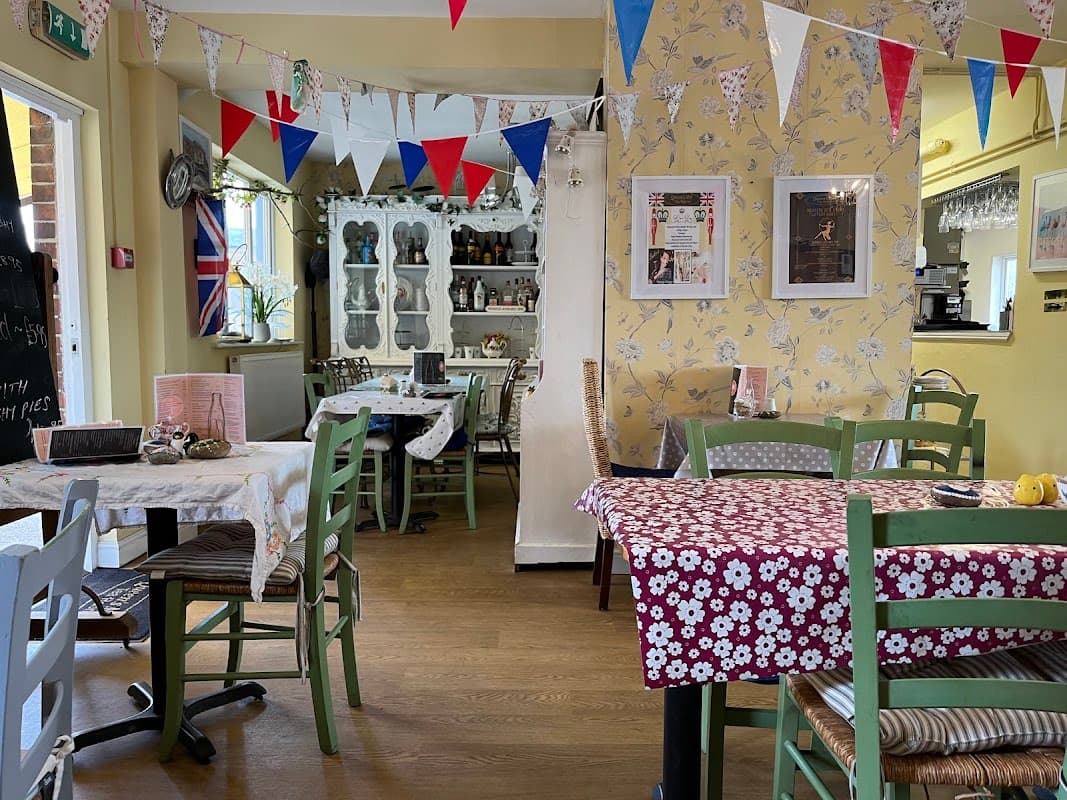 Queen's Mill Tearooms - Tea Rooms in castleford