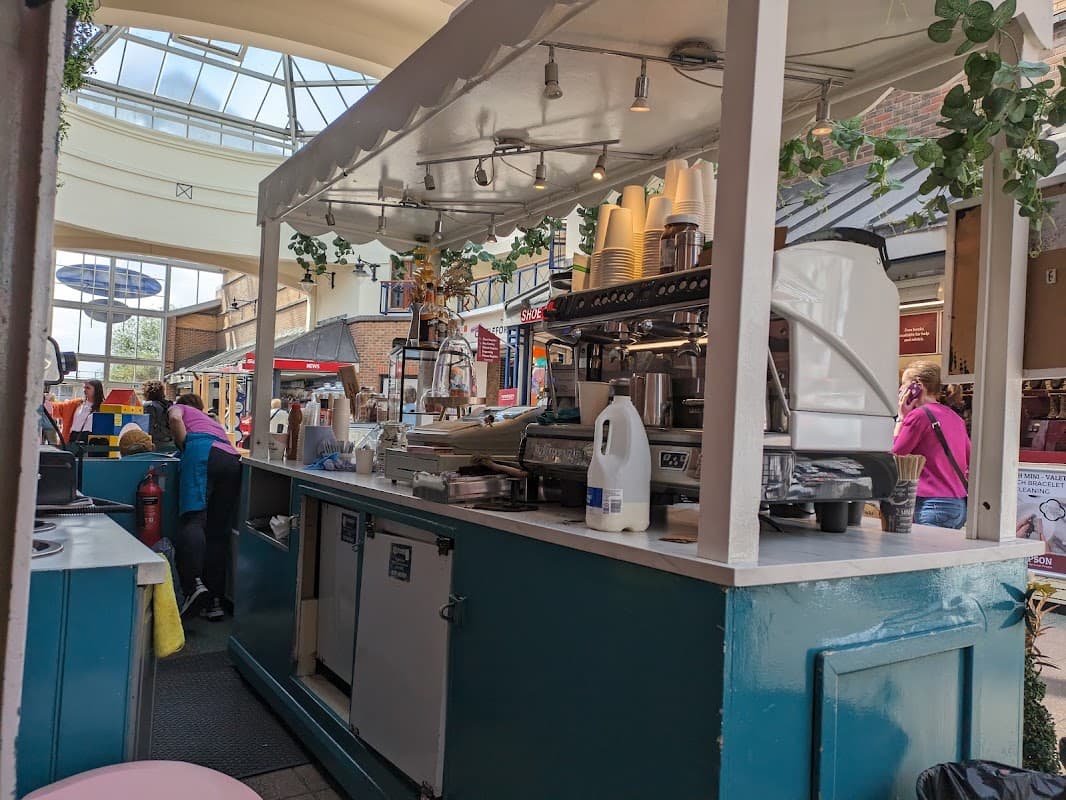 The Milk Bar - Ice Cream Shops in castleford