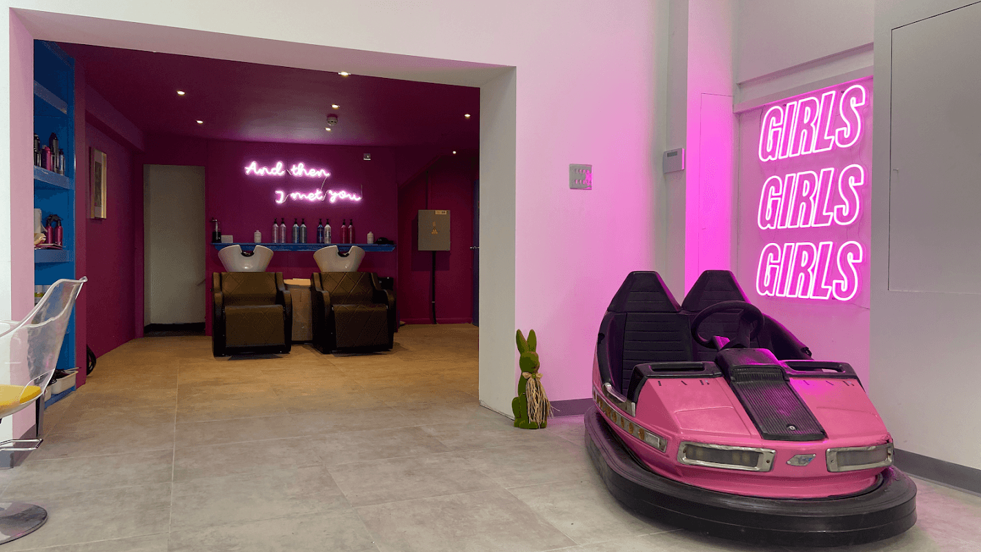 Lab - Hair Salons in chapel allerton