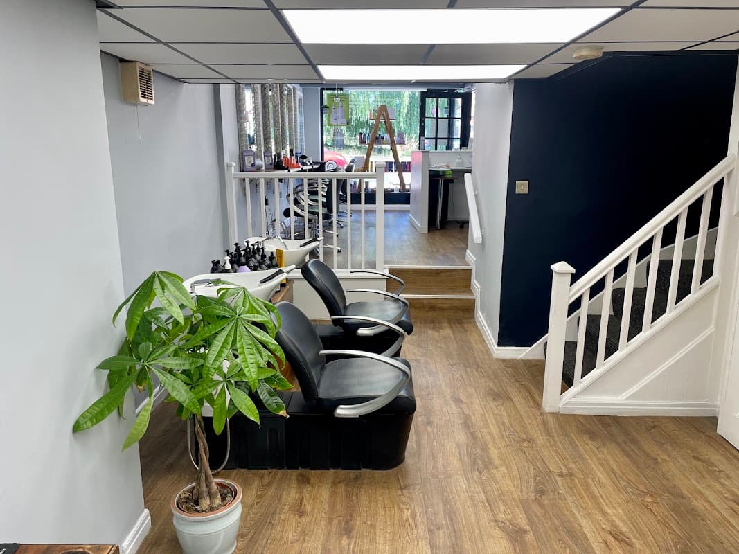 Moriarty's Hair Salon - Hair Salons in chapel allerton