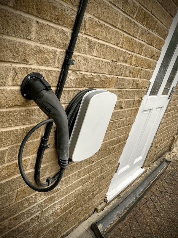 Wired - Leeds Electrician - Electricians in chapel allerton