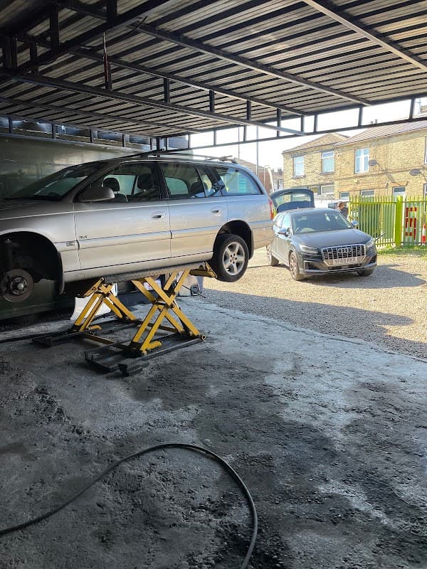 Angels tyres - Tyre Shops in cleckheaton