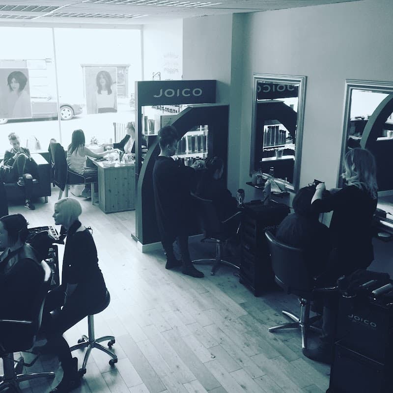 Arte Hairdressing and beauty - Hair Salons in cleckheaton