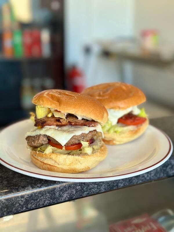 Cafe The Lunch Box in cleckheaton