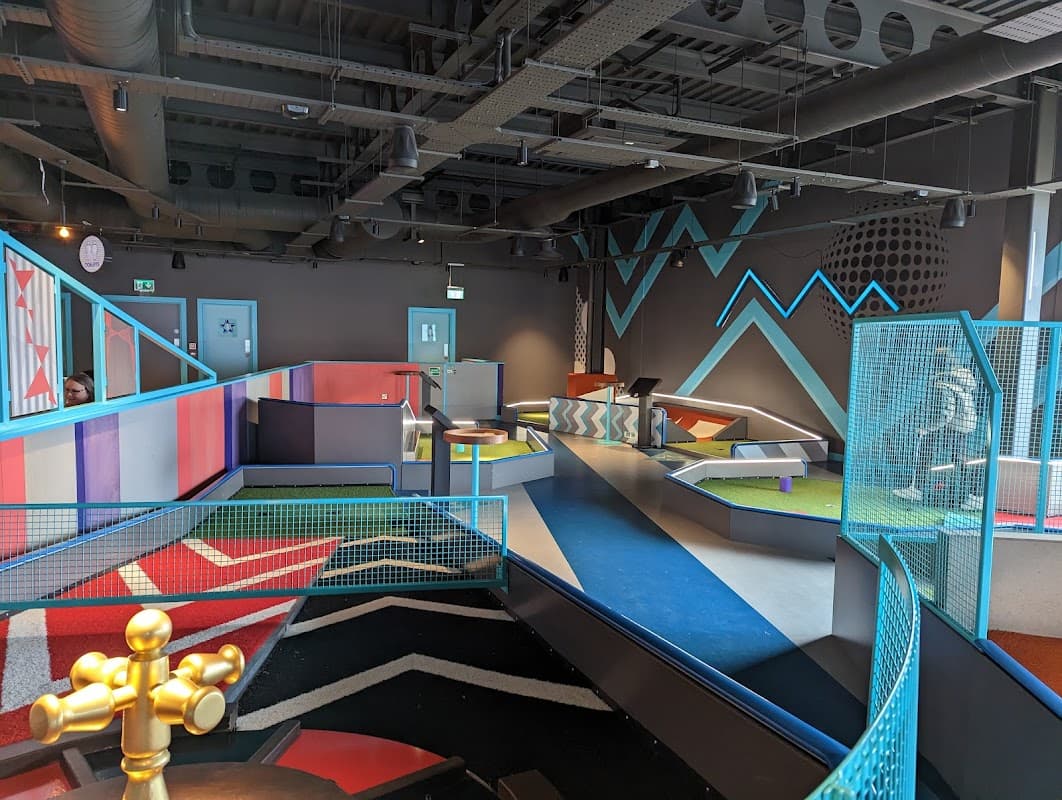 Putt & Play Leeds - Entertainment in colton