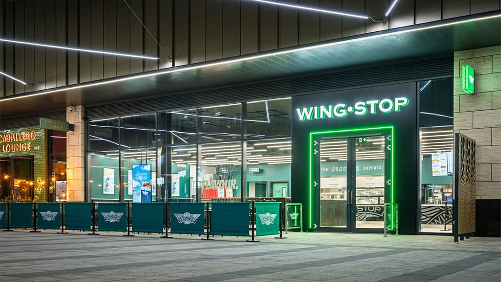 Dining at Wingstop Leeds Springs in colton