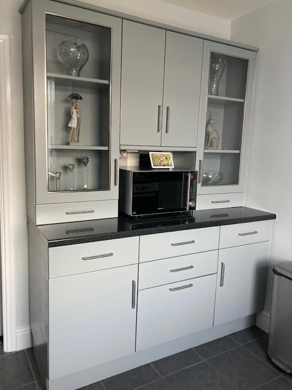 Tony Rosser Decorating - Painters & Decorators in conisbrough