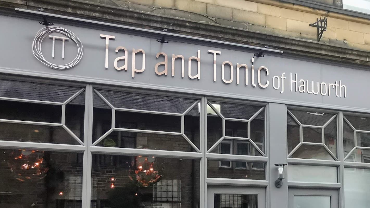Food & drink at Tap and Tonic Haworth in cross roads