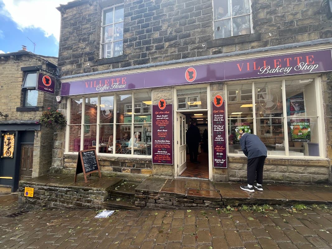 Cafe Villette Coffee House and Bakery in cross roads